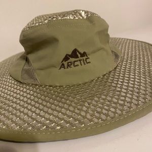 Artic Air Hat